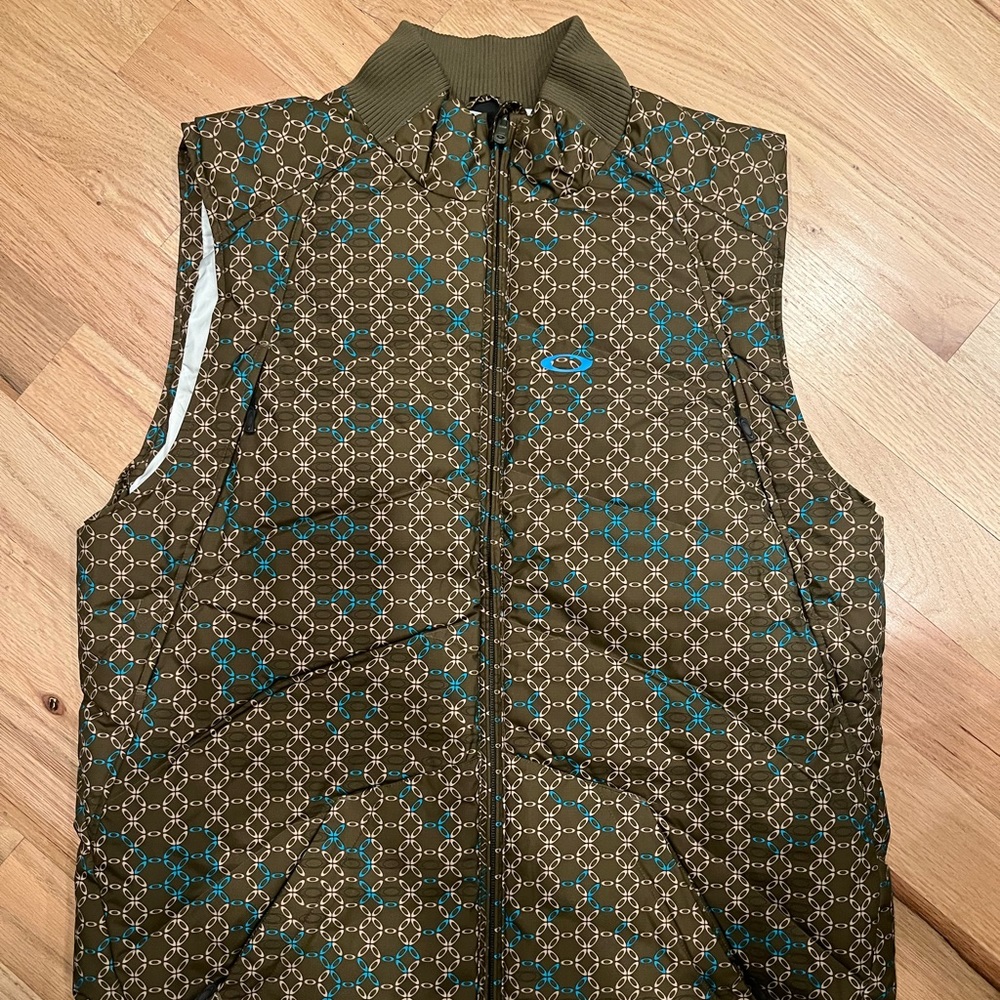 Oakley mens zip up vest
